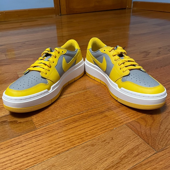 Size 12- Women’s Jordan 1 Elevate Low Yellow/Cement Gray (DH7004-017) NEW - Picture 5 of 12